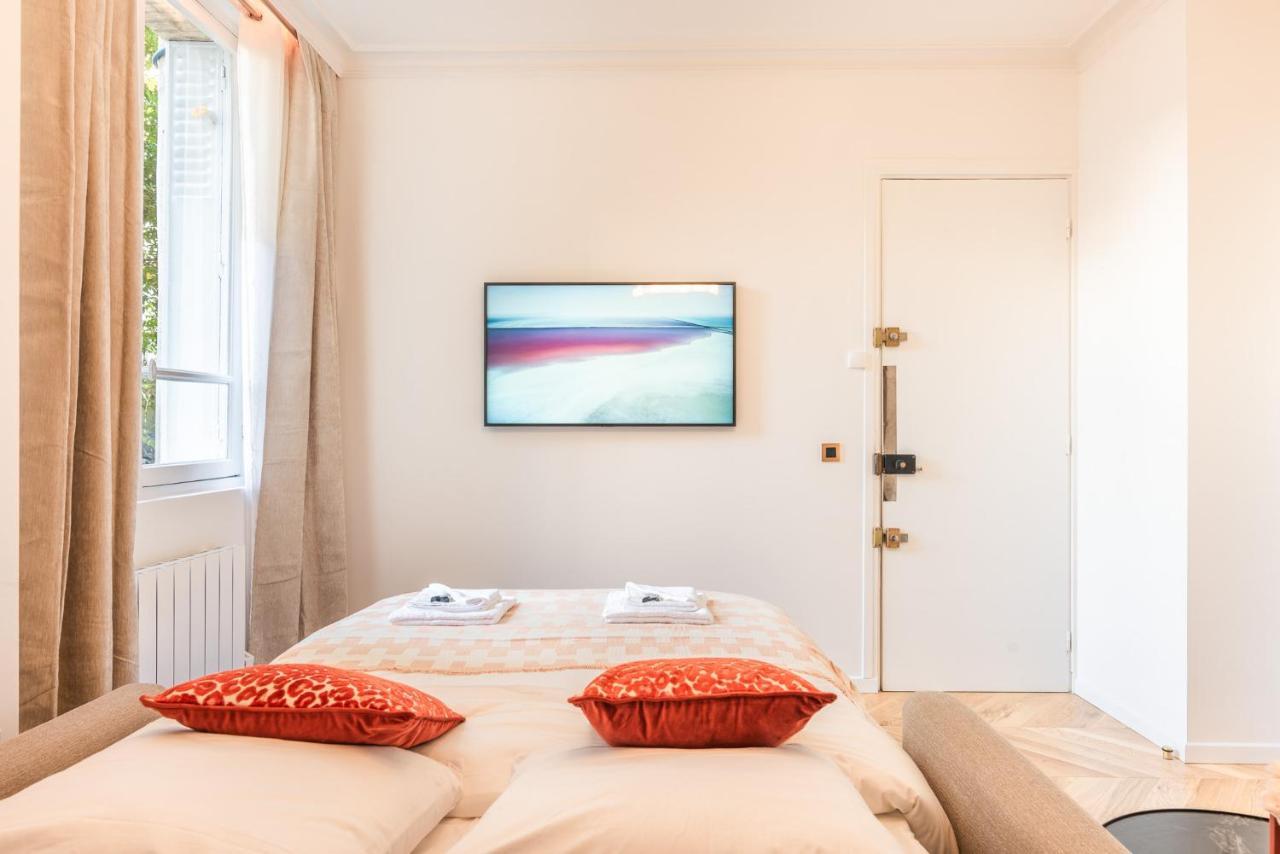 Charming And Cosy Apartment For 4 Guests Париж Екстериор снимка