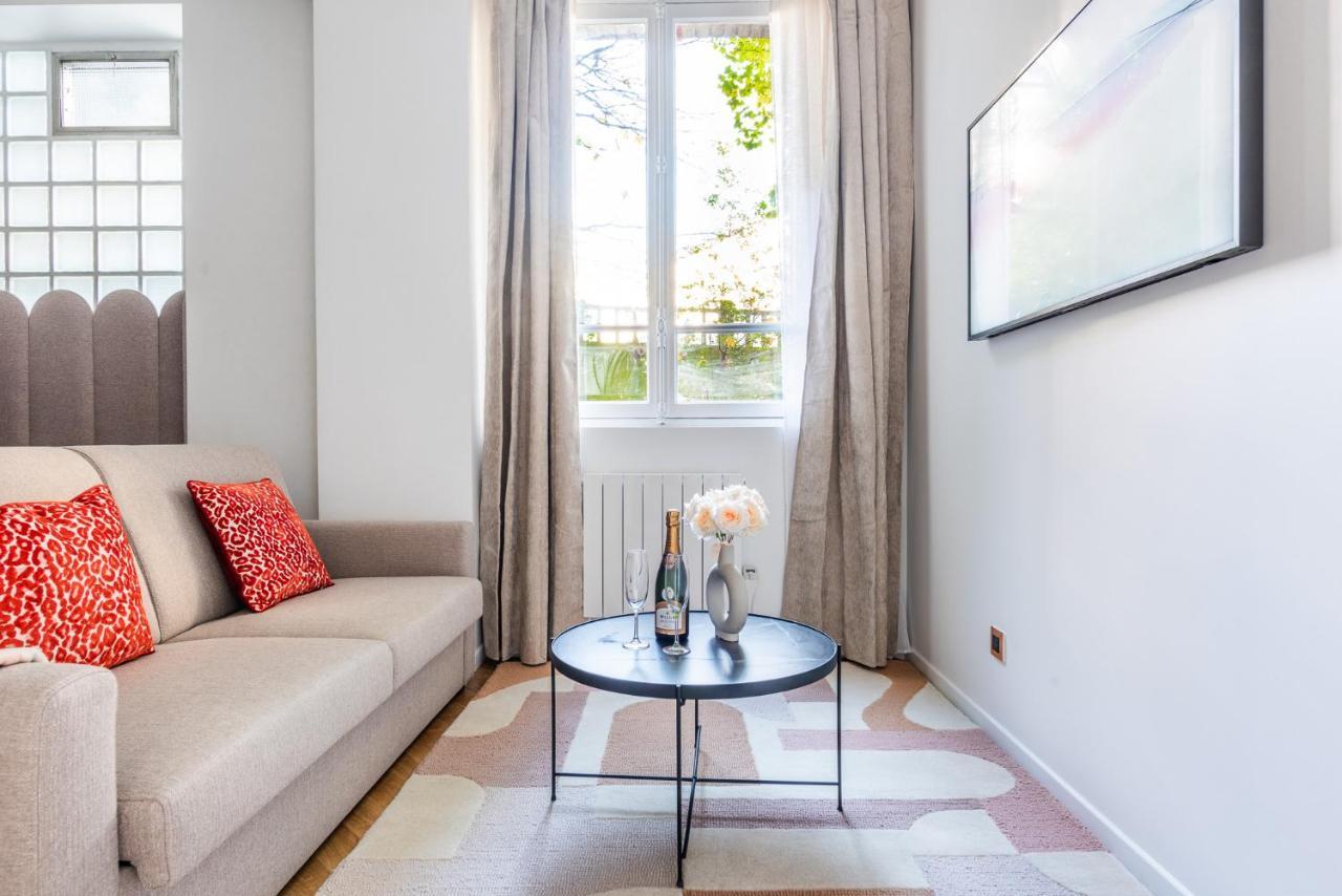 Charming And Cosy Apartment For 4 Guests Париж Екстериор снимка
