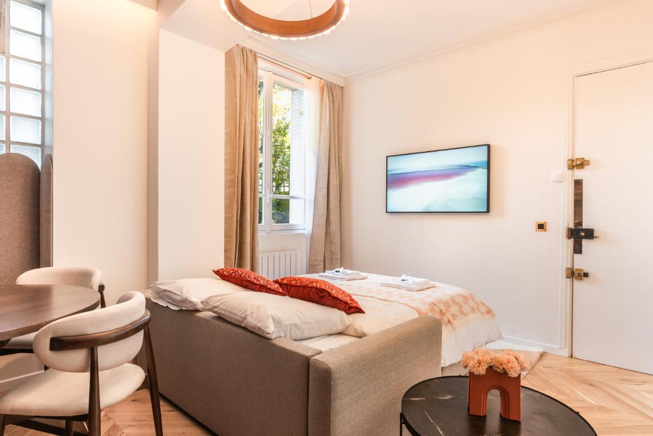 Charming And Cosy Apartment For 4 Guests Париж Екстериор снимка